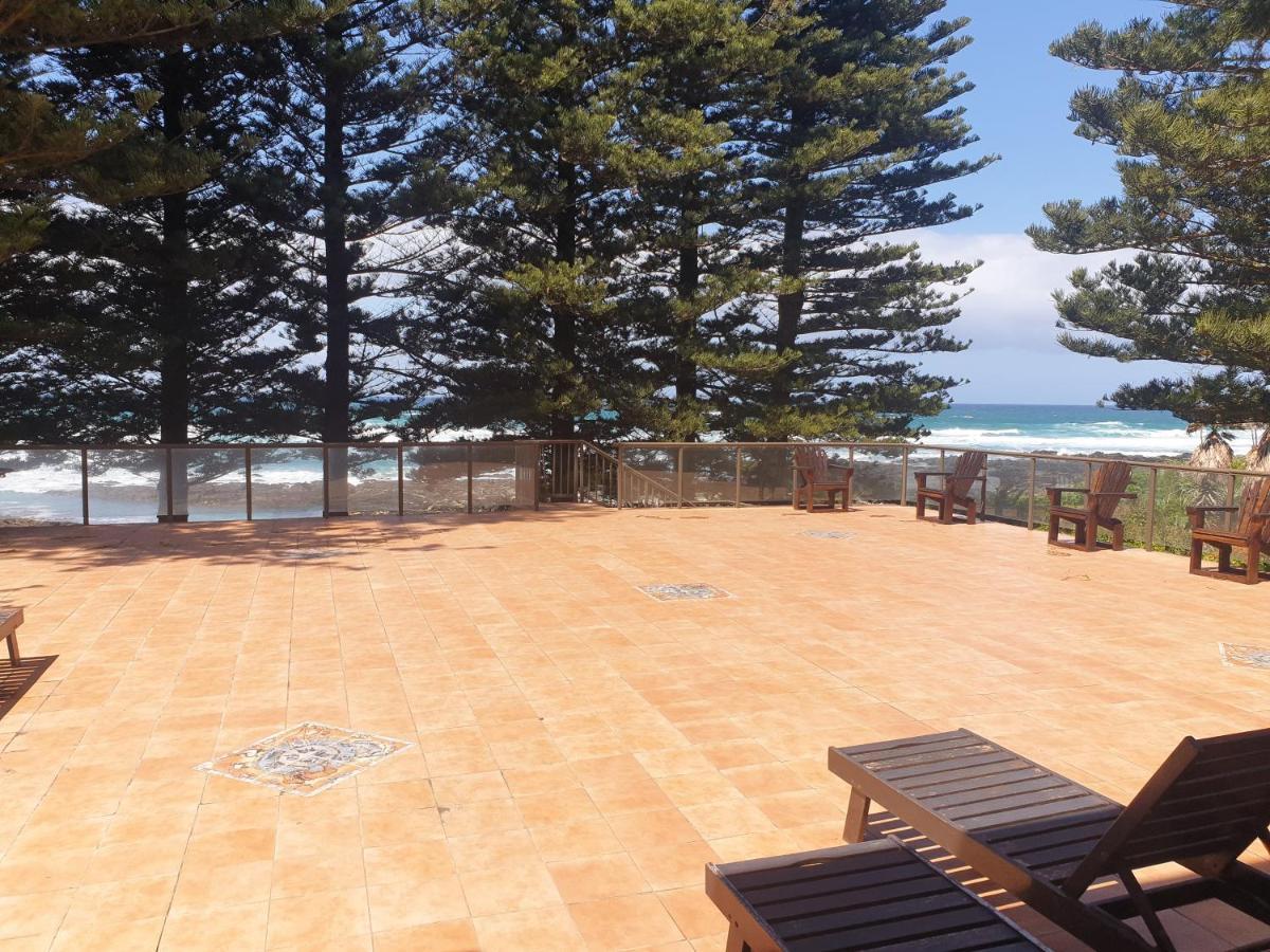 Sea Otters Lodge Kini Bay Экстерьер фото